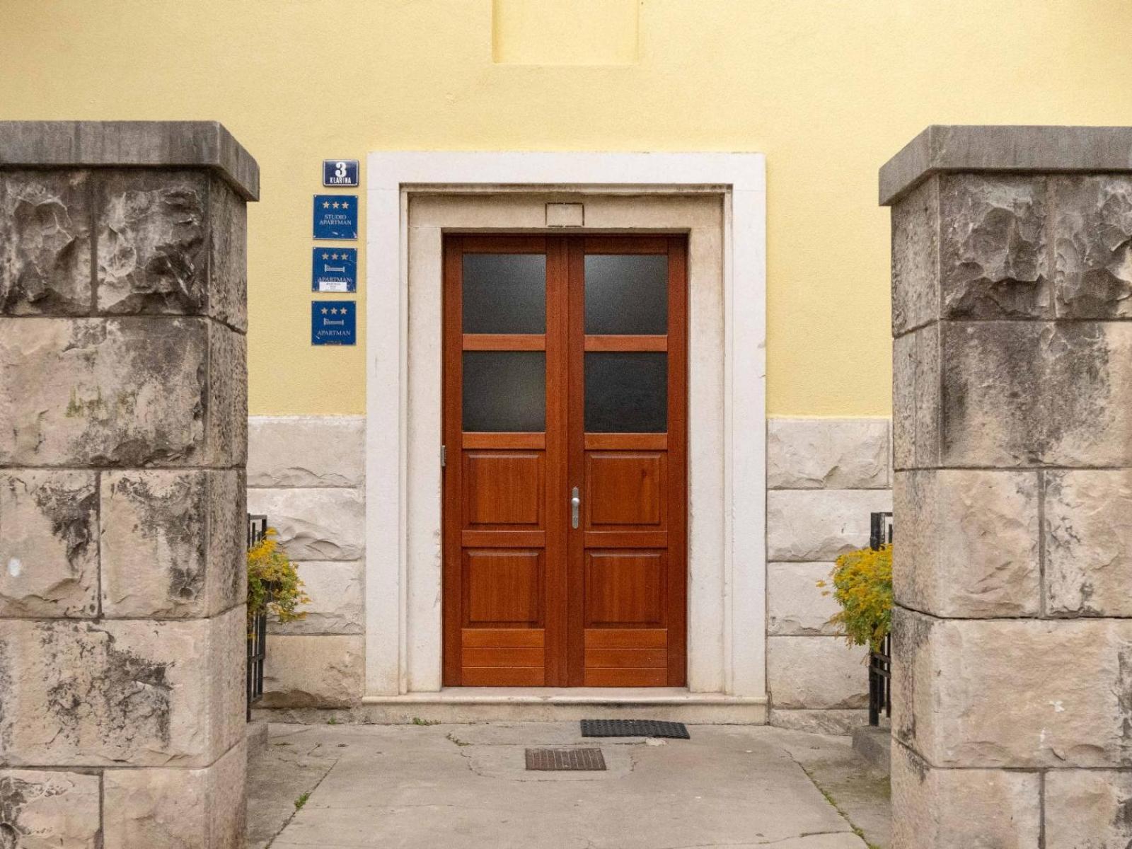 Rosi Lägenhet Split